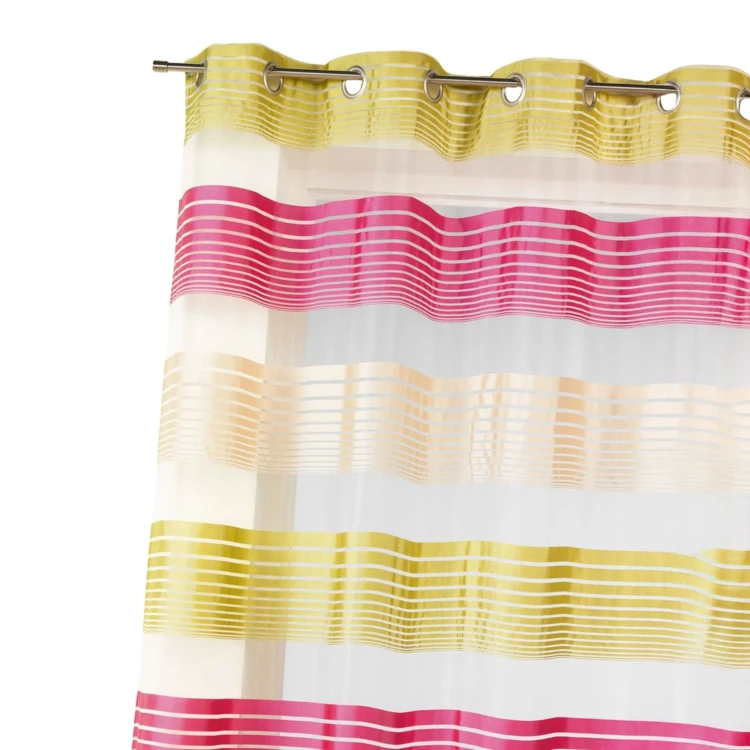 Organza-Vorhang mit feinen, farbigen Querstreifen