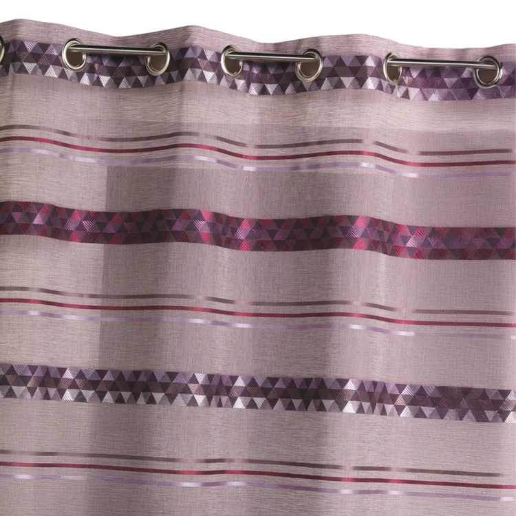 Cortina de jacquard com riscas geométricas