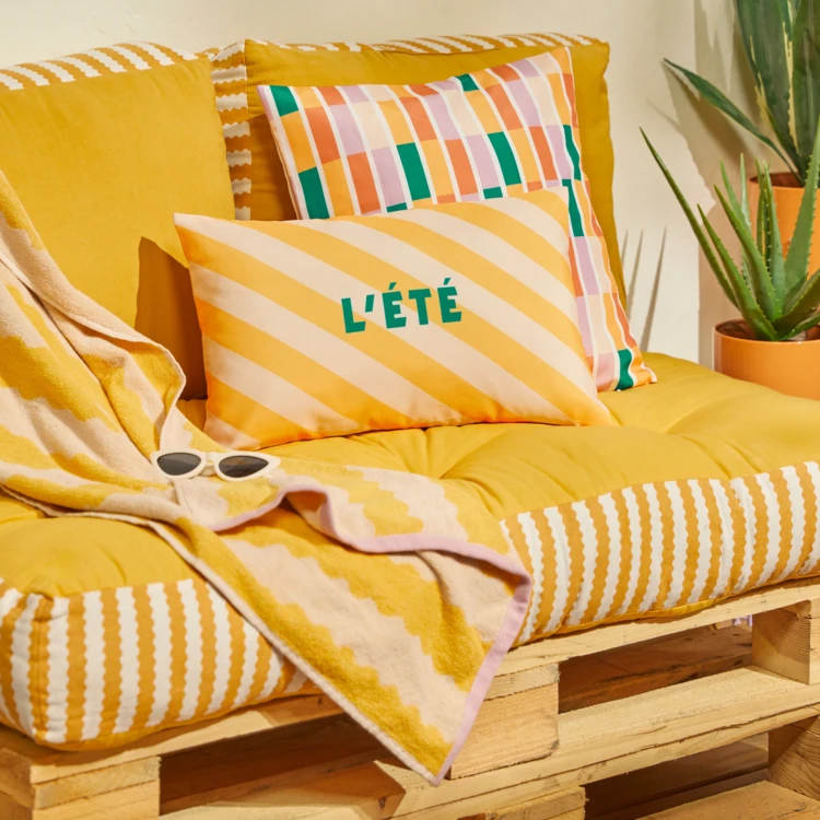 Coussin extérieur rayé "L'été"