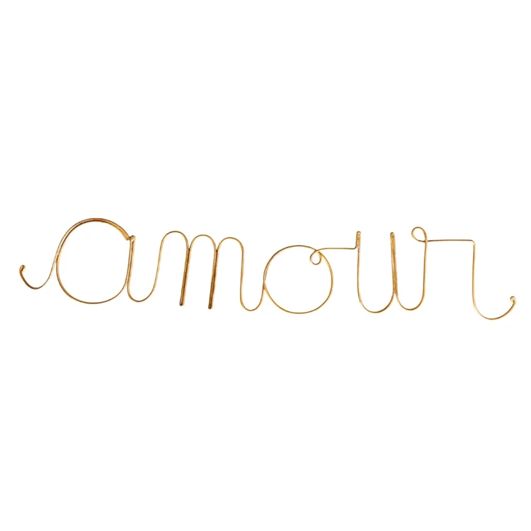 Mot fil de laiton doré "AMOUR"