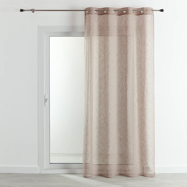 Cortinas com efeito linho