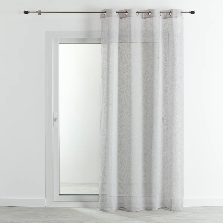 Cortinas com efeito linho