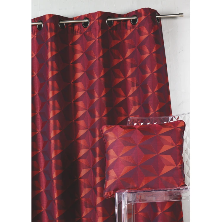 Cortina opaca em jacquard com motivos geométricos